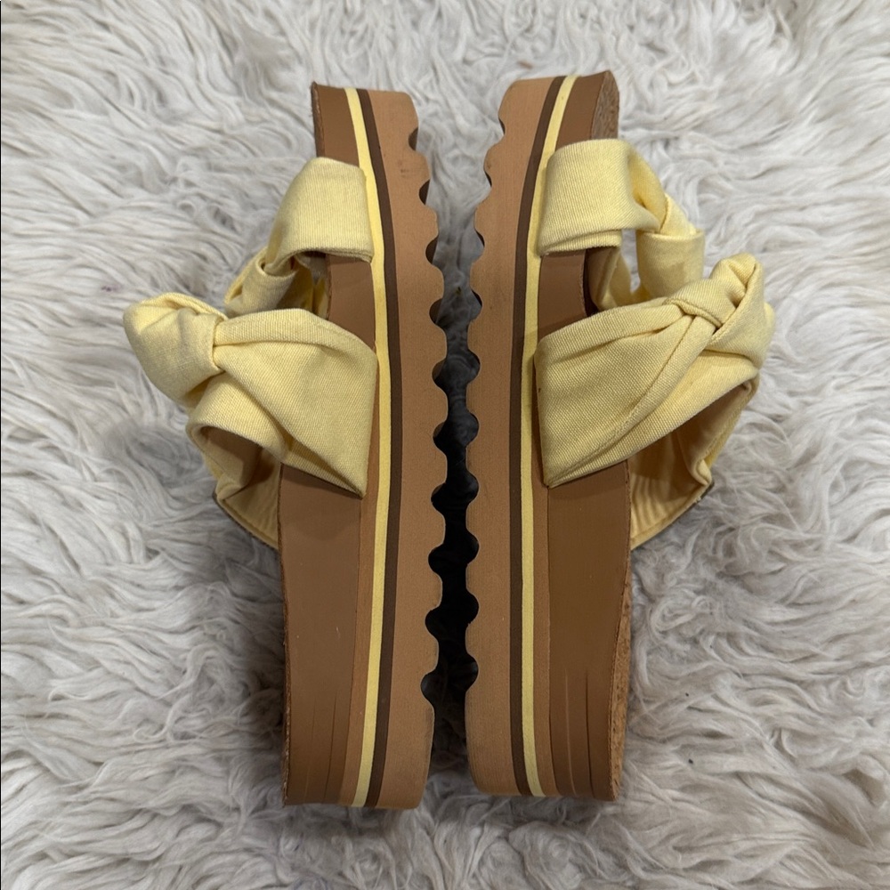 Reef Knotty Vista Hi Platform Sandals Yellow
Bow Cork‎ Footbed Women's 7 - Picture 4 of 10